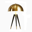 Lampe en métal doré avec trépied