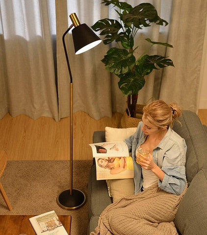 Style nordique lampadaire pour lecture